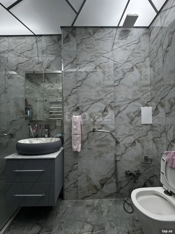 Satılır 3 otaqlı yeni tikili 95 m²