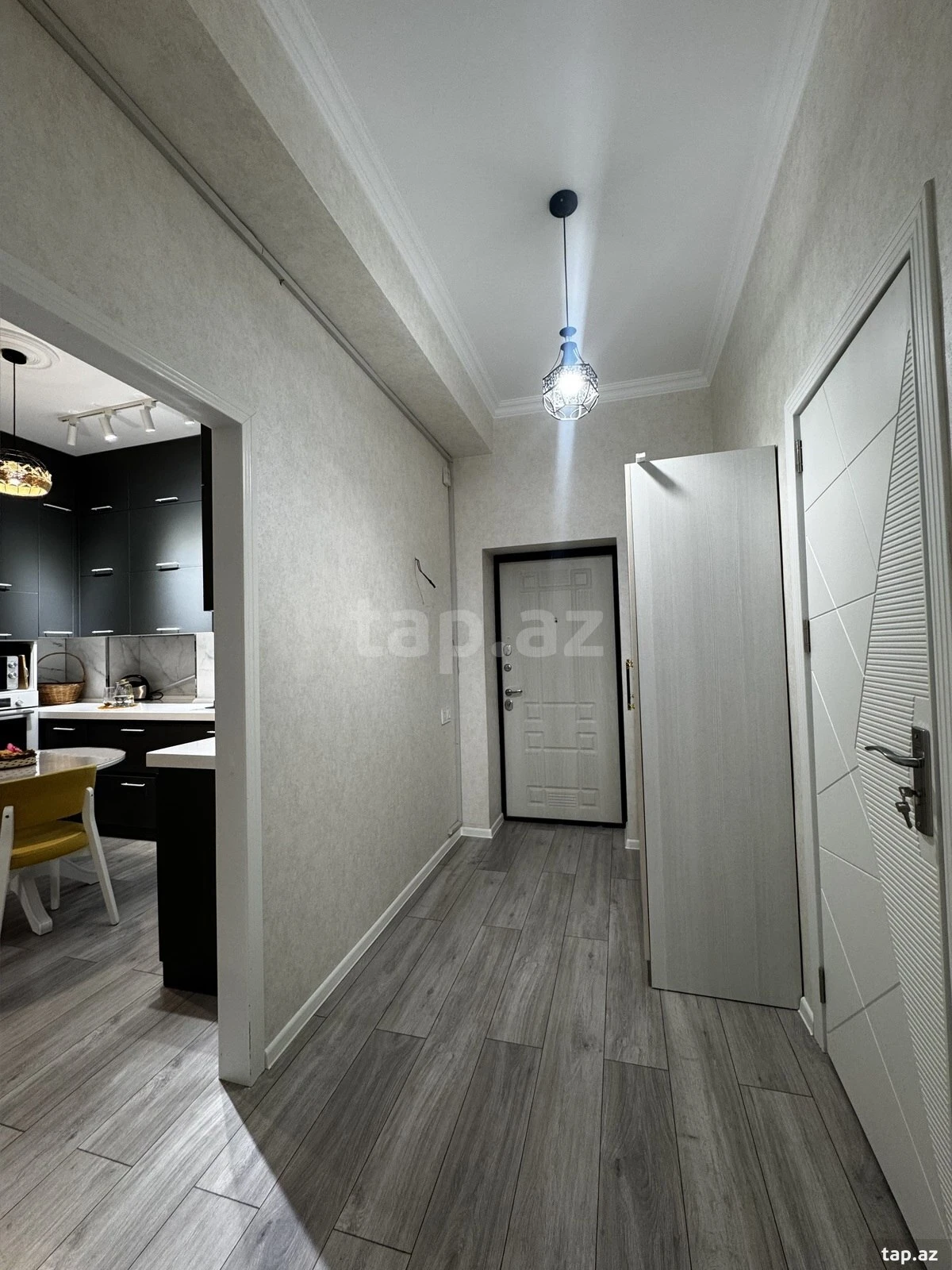 Satılır 3 otaqlı yeni tikili 95 m²