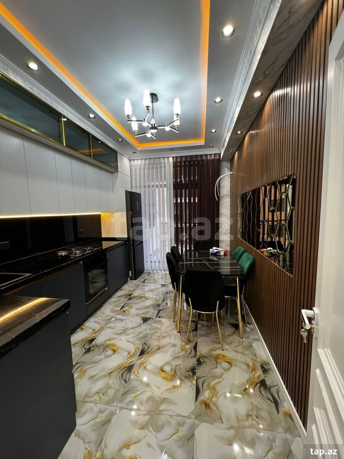 Satılır 2 otaqlı yeni tikili 99 m²