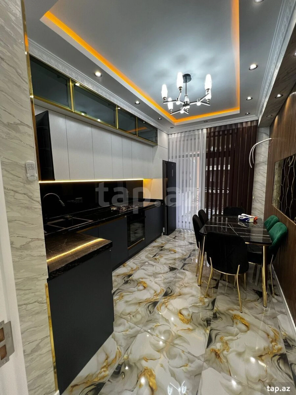 Satılır 2 otaqlı yeni tikili 99 m²
