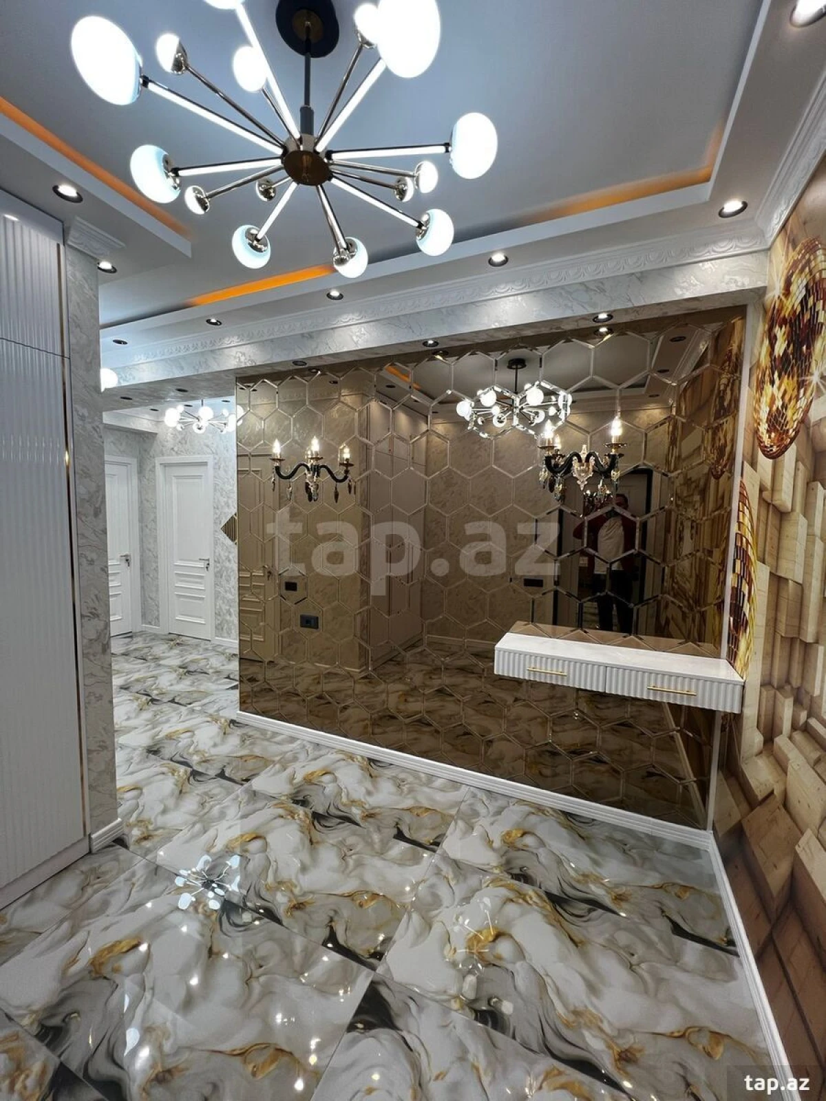 Satılır 2 otaqlı yeni tikili 99 m²