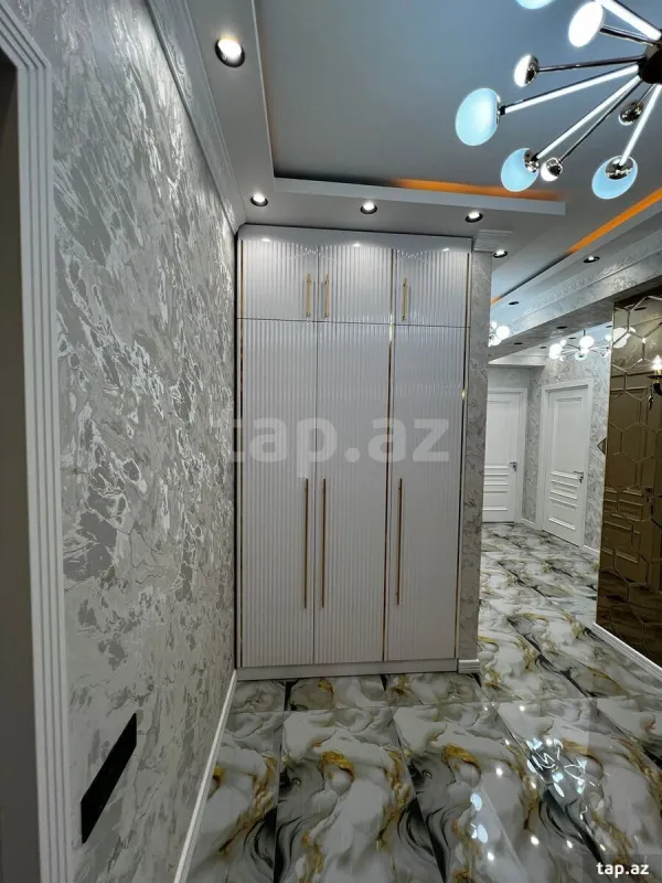 Satılır 2 otaqlı yeni tikili 99 m²