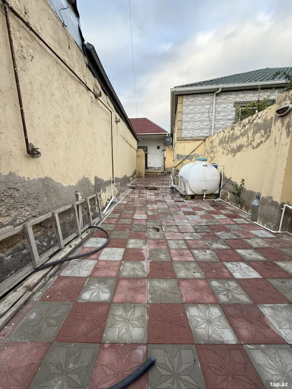 Satılır 3 otaqlı həyət evi