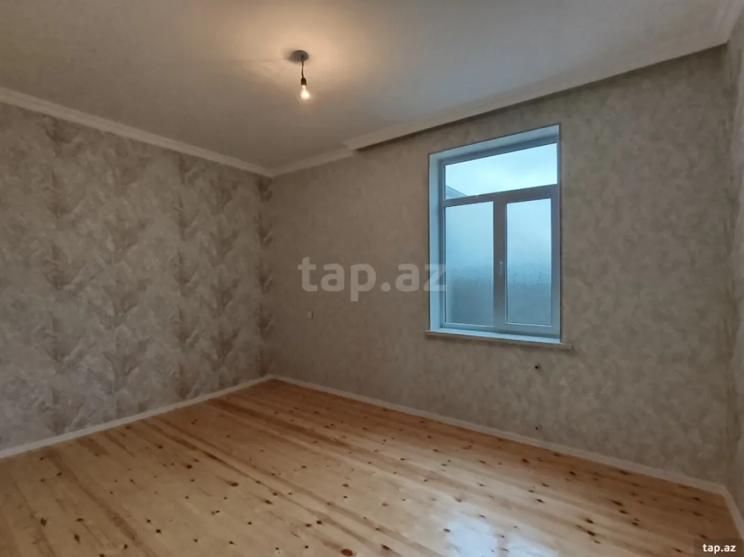 Satılır 4 otaqlı həyət evi