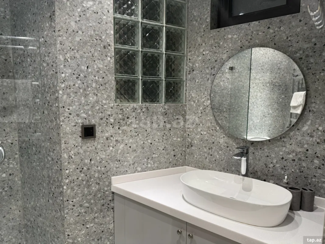 Kirayə verilir 2 otaqlı mənzil 50 m²