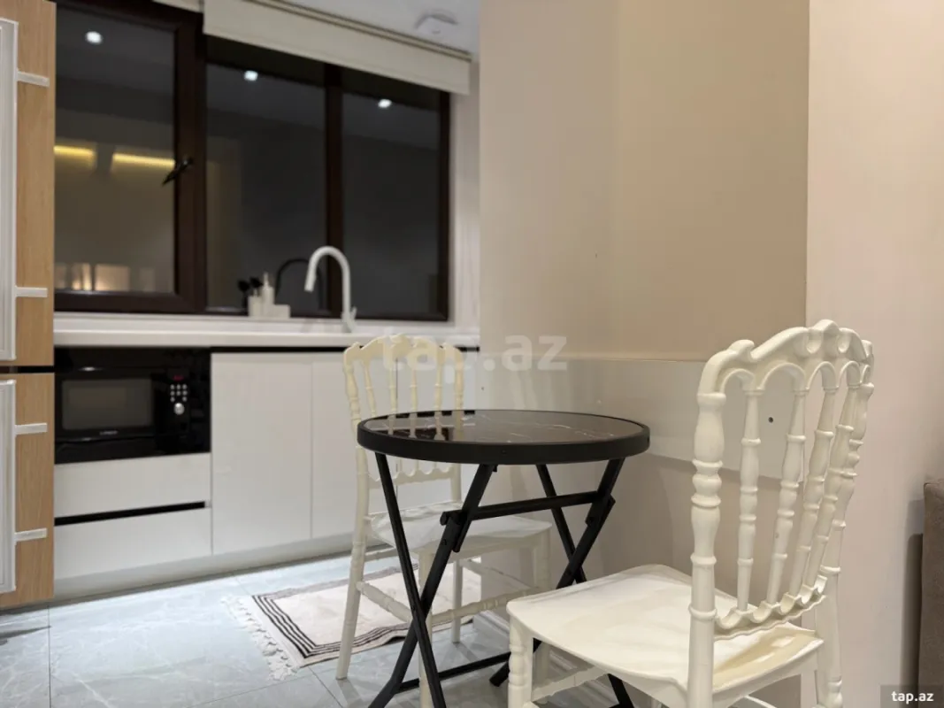 Kirayə verilir 2 otaqlı mənzil 50 m²