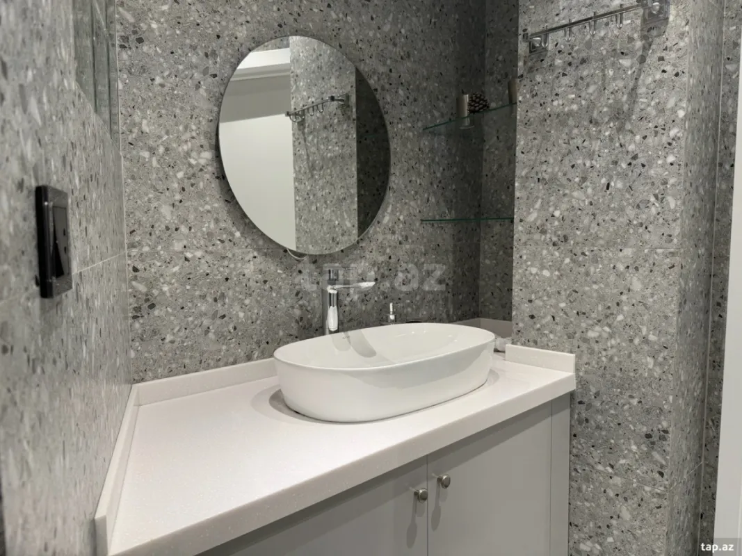 Kirayə verilir 2 otaqlı mənzil 50 m²