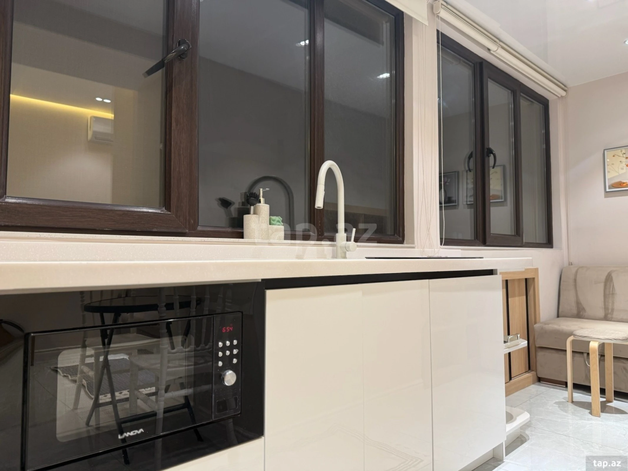 Kirayə verilir 2 otaqlı mənzil 50 m²