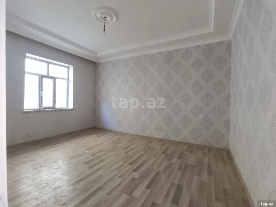 Satılır 4 otaqlı həyət evi