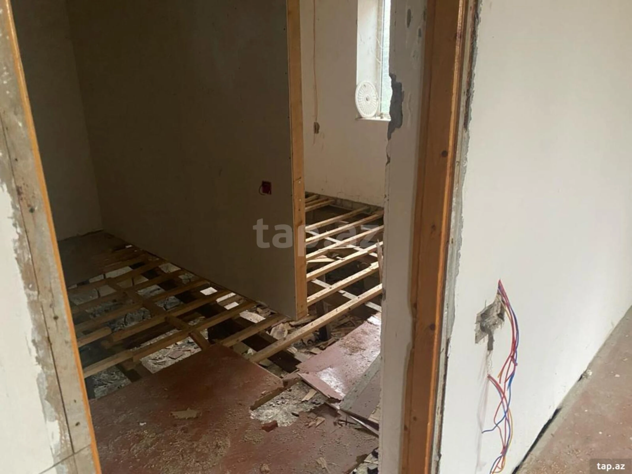 Satılır 2 otaqlı həyət evi