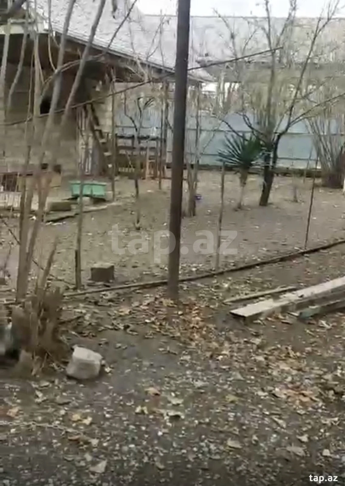 Satılır 2 otaqlı həyət evi