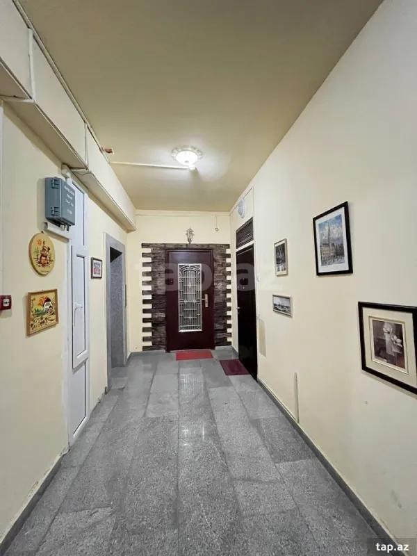 Kirayə verilir 4 otaqlı yeni tikili 160 m²