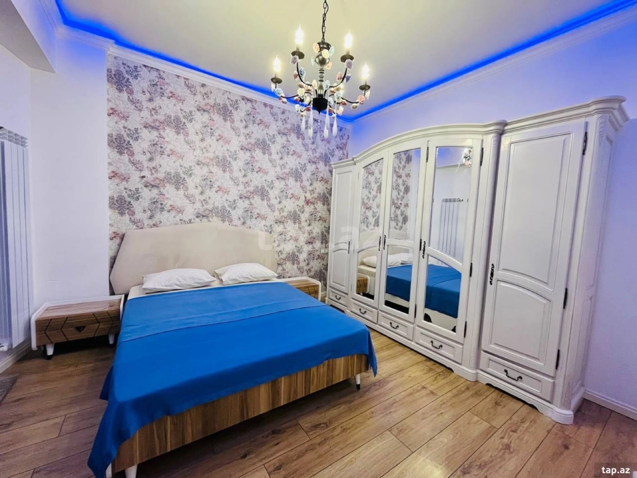 Kirayə verilir 4 otaqlı yeni tikili 160 m²