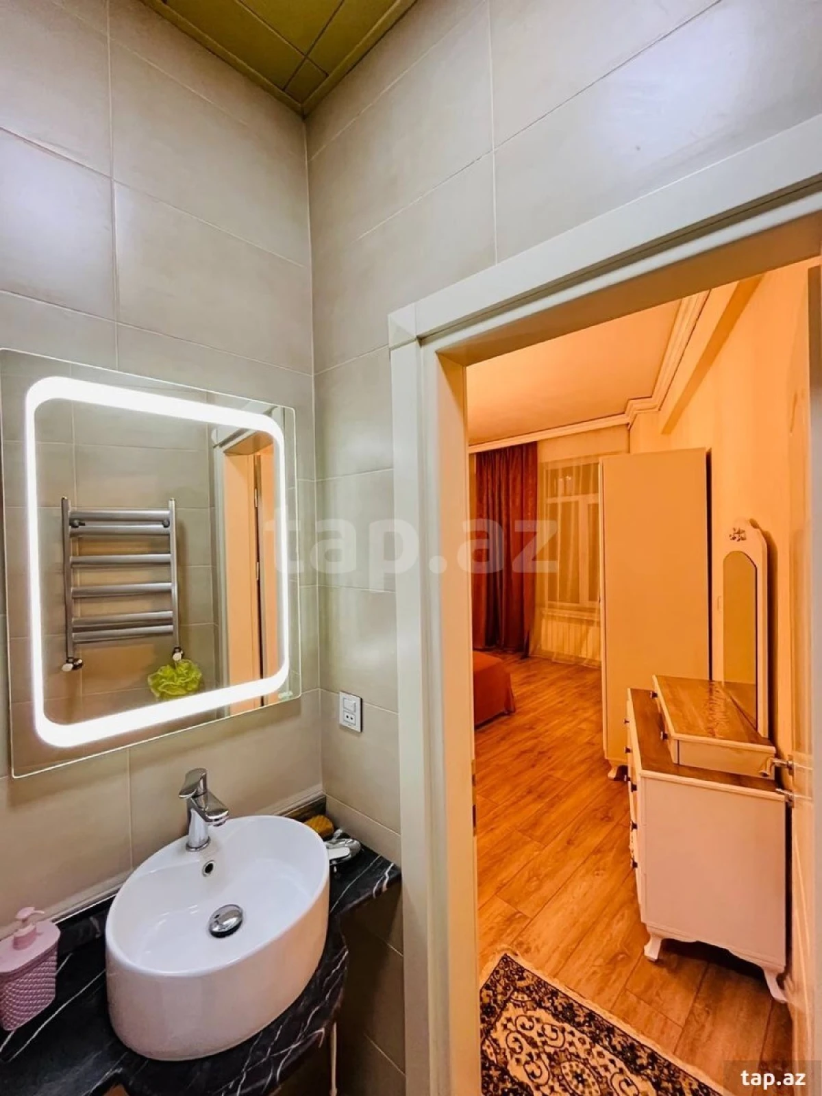 Kirayə verilir 4 otaqlı yeni tikili 160 m²