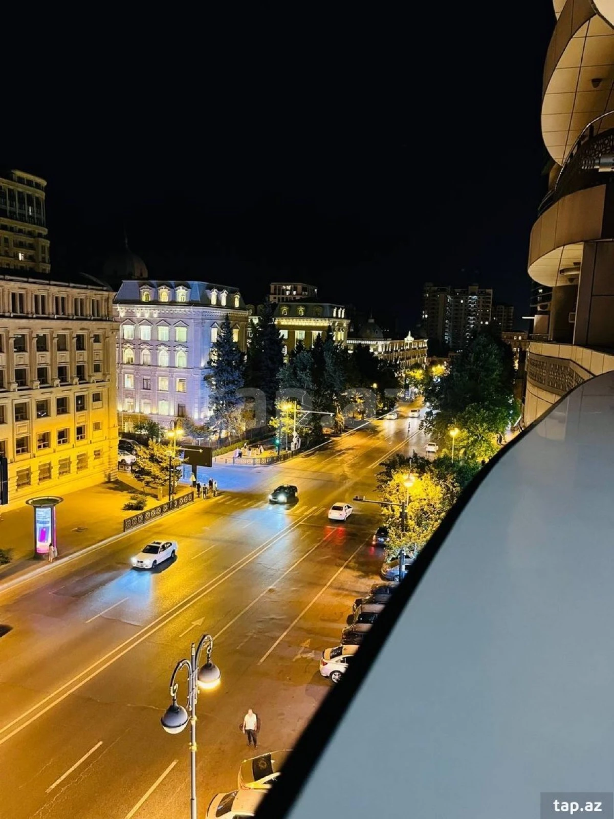 Kirayə verilir 4 otaqlı yeni tikili 160 m²