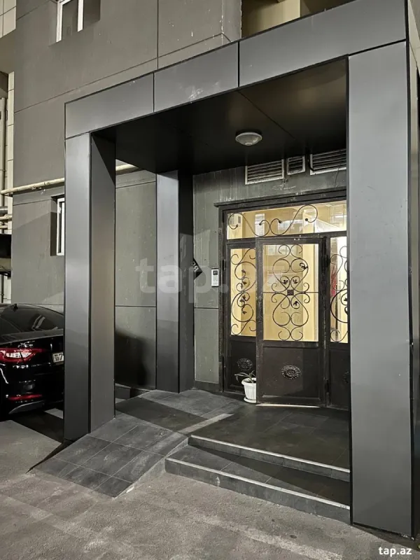 Kirayə verilir 4 otaqlı yeni tikili 160 m²