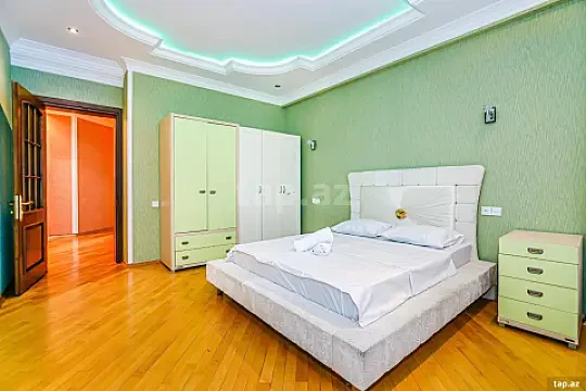Kirayə verilir 3 otaqlı yeni tikili 115 m² — Bakı 3 otaq 115.00 m²