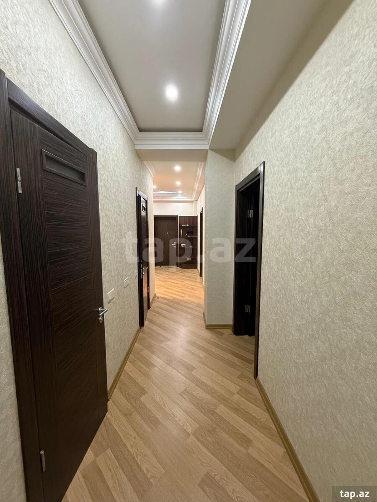 Kirayə verilir 2 otaqlı yeni tikili 110 m²