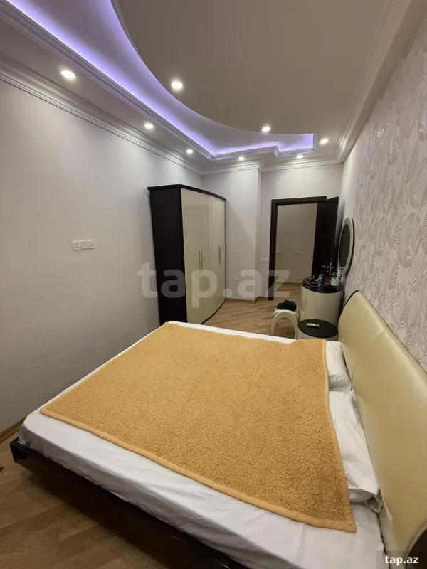 Kirayə verilir 2 otaqlı yeni tikili 110 m²