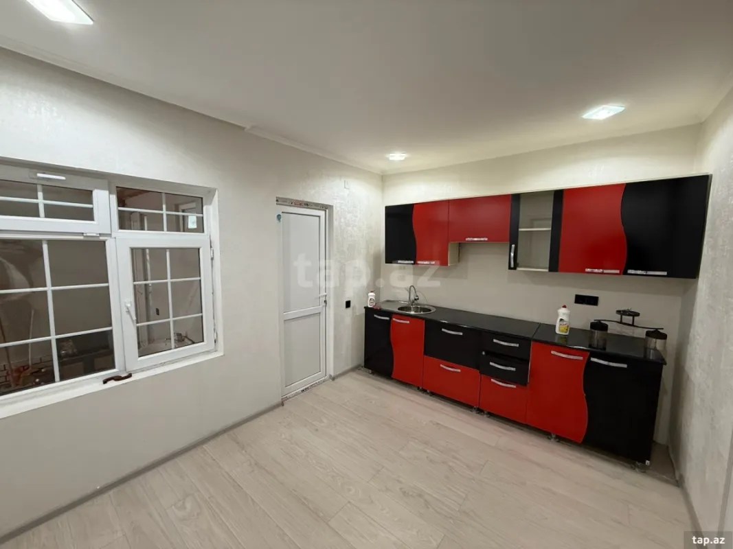 Satılır 3 otaqlı həyət evi