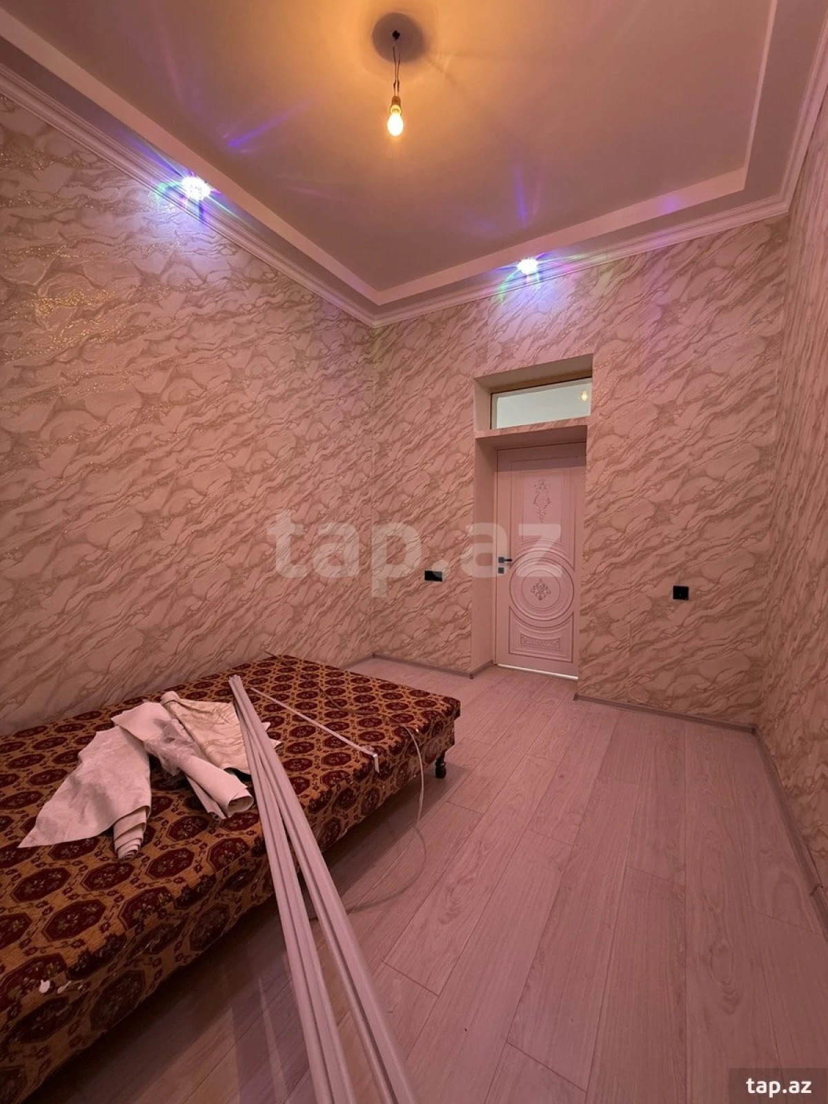 Satılır 3 otaqlı həyət evi