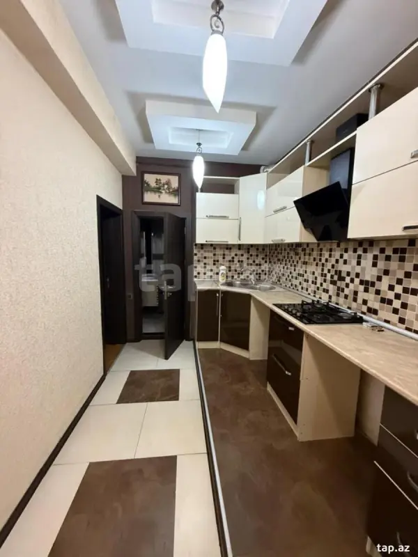 Satılır 3 otaqlı yeni tikili 85 m²