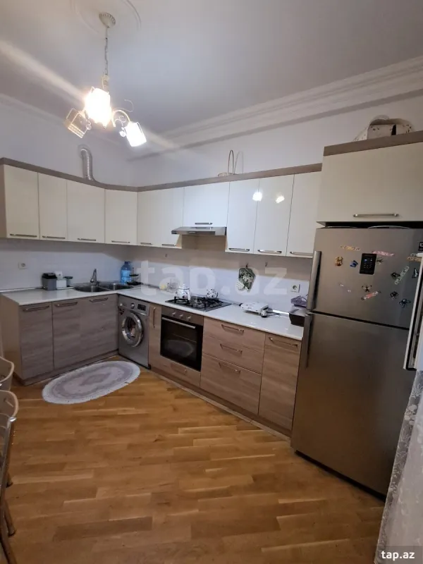 Satılır 3 otaqlı yeni tikili 90 m²