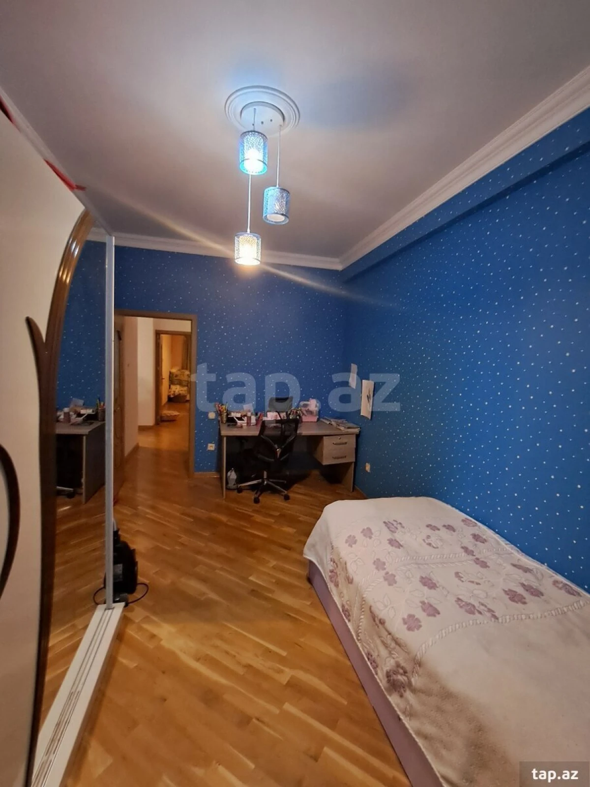 Satılır 3 otaqlı yeni tikili 90 m²