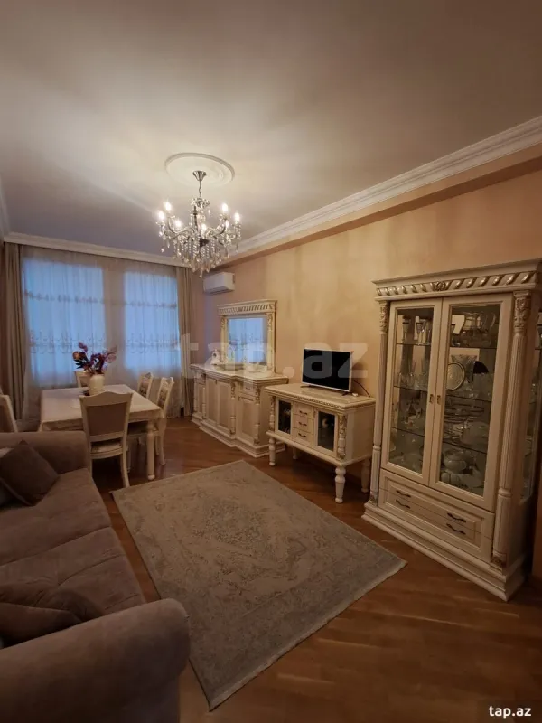 Satılır 3 otaqlı yeni tikili 90 m²