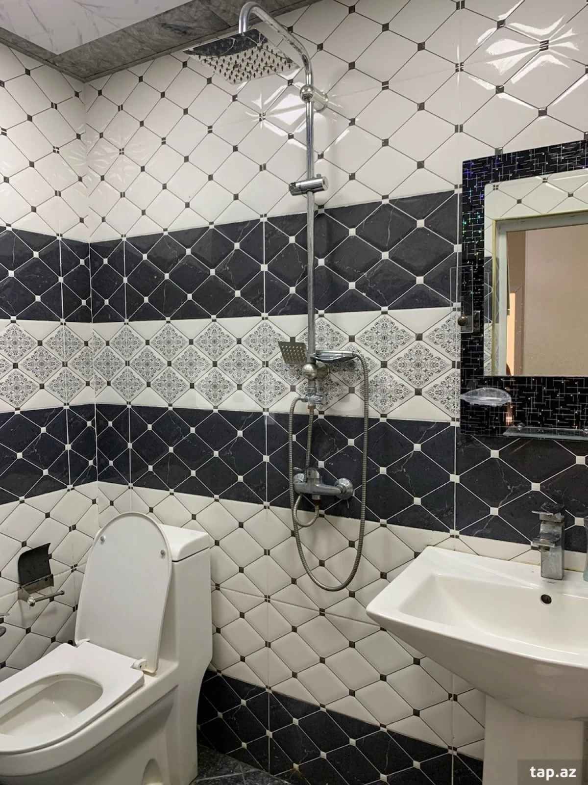 Kirayə verilir 2 otaqlı yeni tikili 60 m²