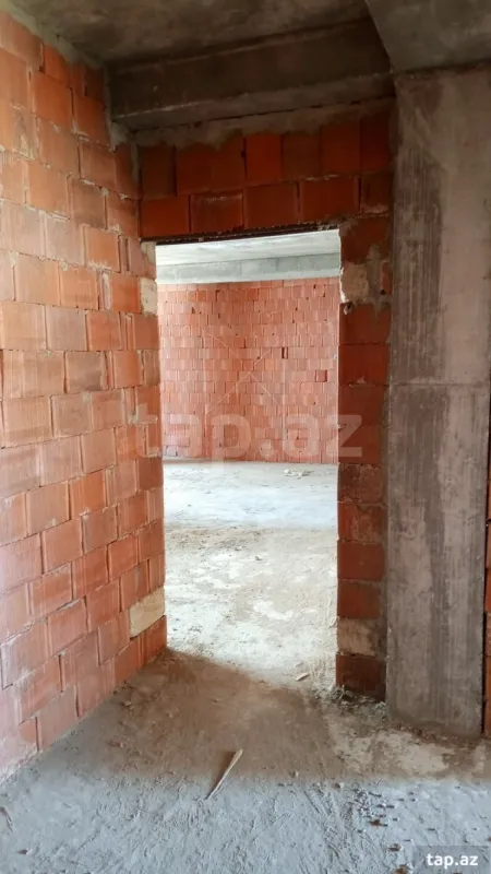 Satılır 3 otaqlı yeni tikili 70 m²