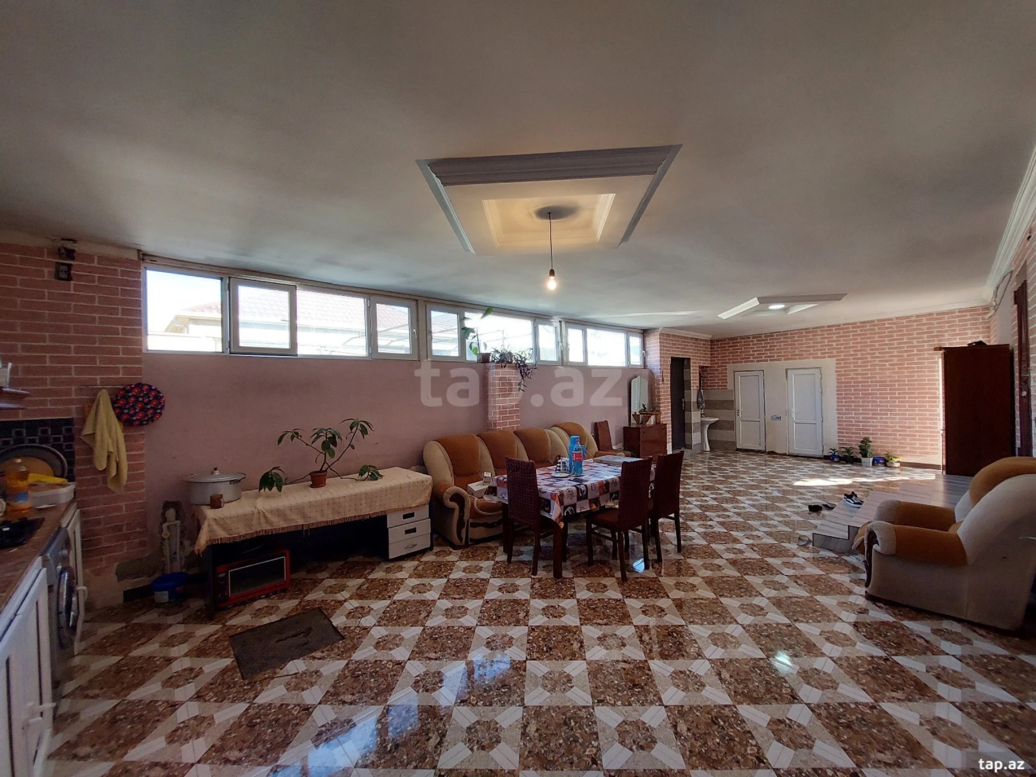 Satılır 4 otaqlı həyət evi