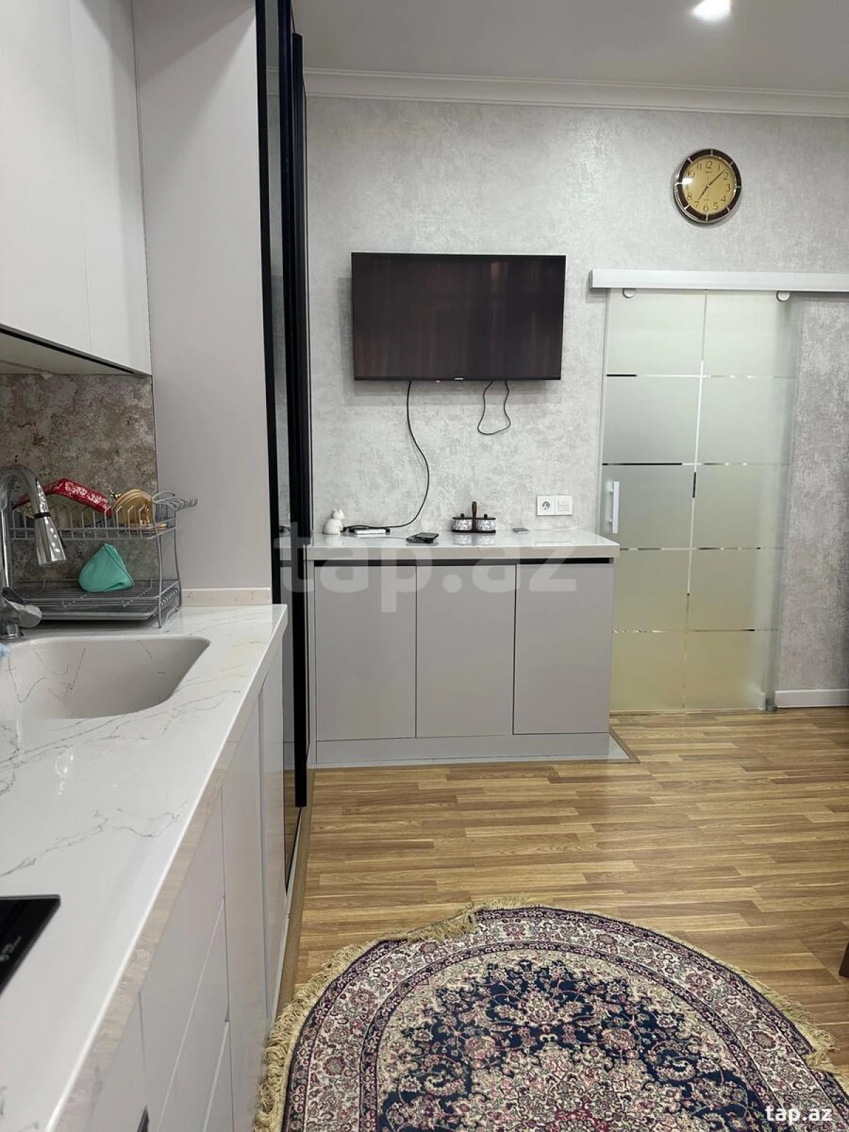 Satılır 3 otaqlı yeni tikili 137 m²