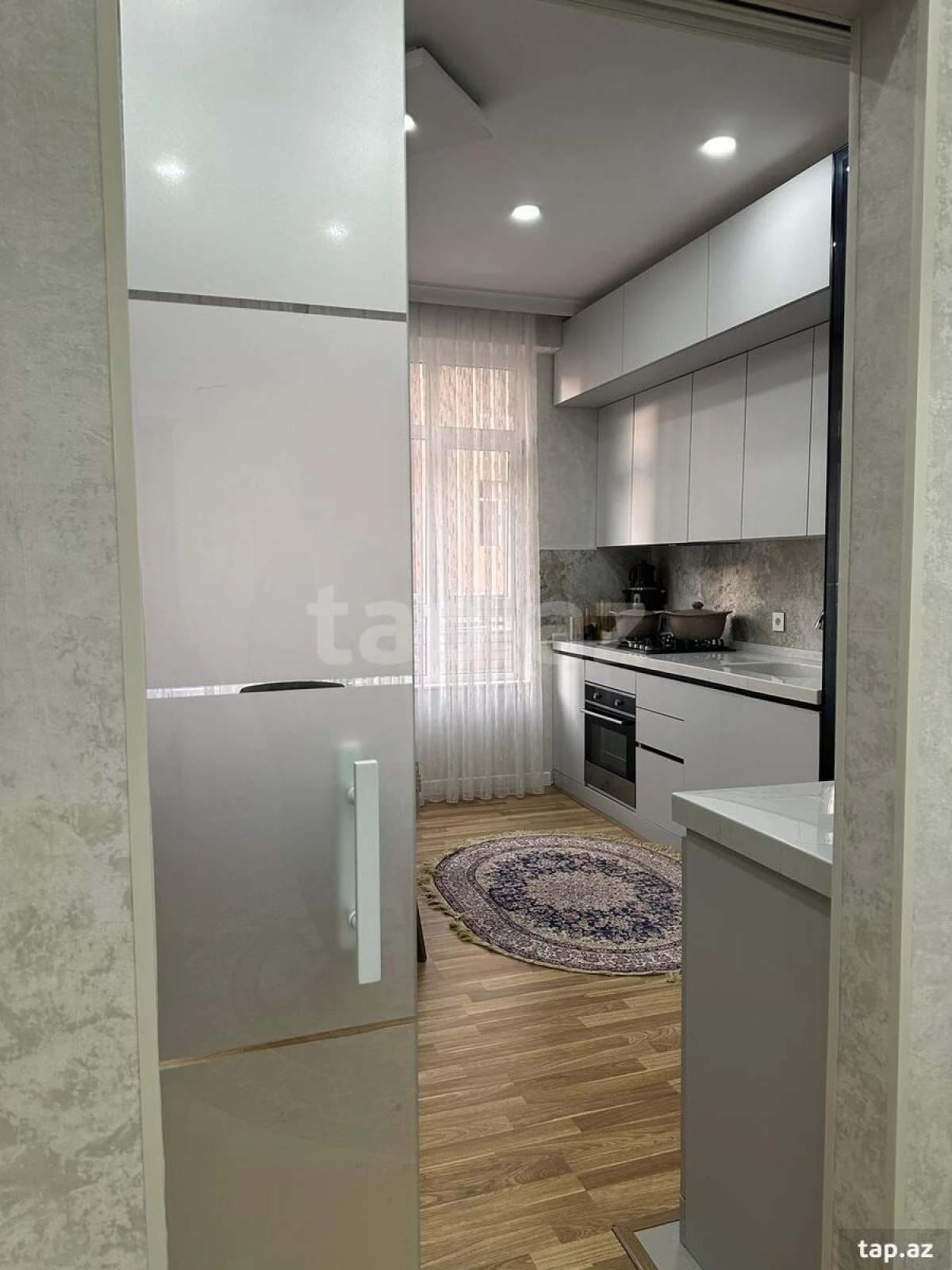 Satılır 3 otaqlı yeni tikili 137 m²