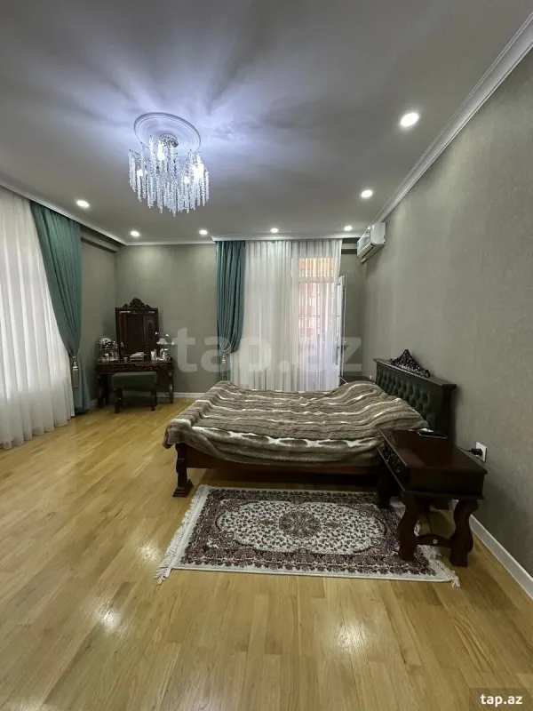 Satılır 3 otaqlı yeni tikili 137 m²