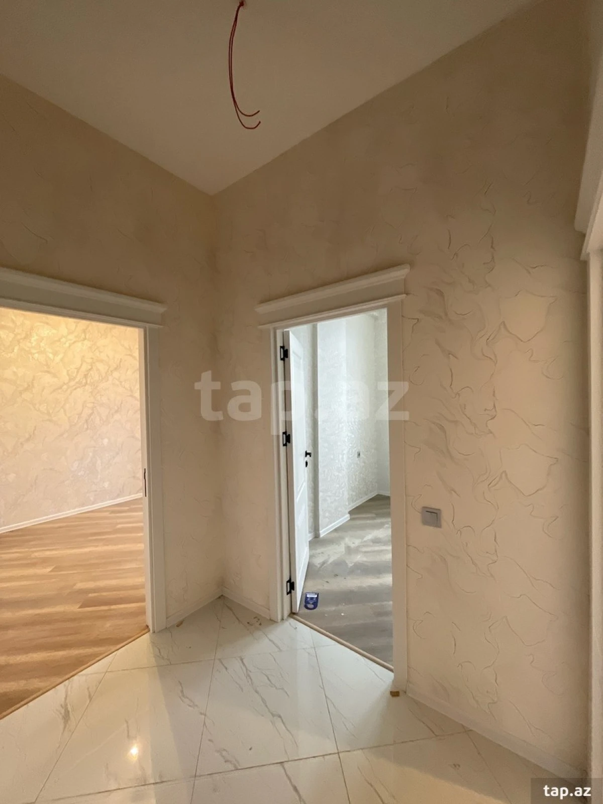Satılır 3 otaqlı yeni tikili 64 m²