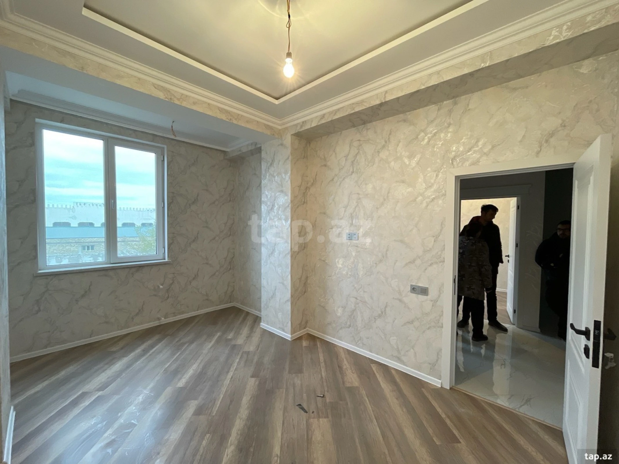 Satılır 3 otaqlı yeni tikili 64 m²