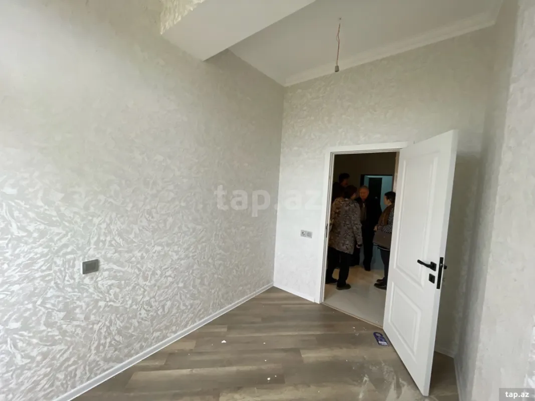 Satılır 3 otaqlı yeni tikili 64 m²
