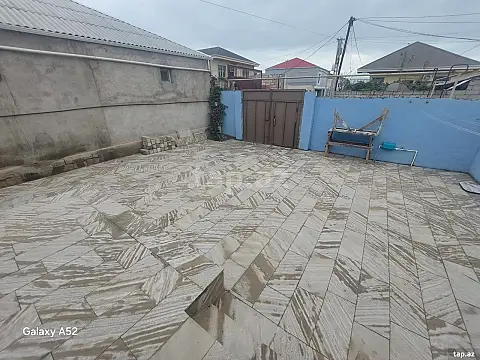 Satılır 3 otaqlı həyət evi