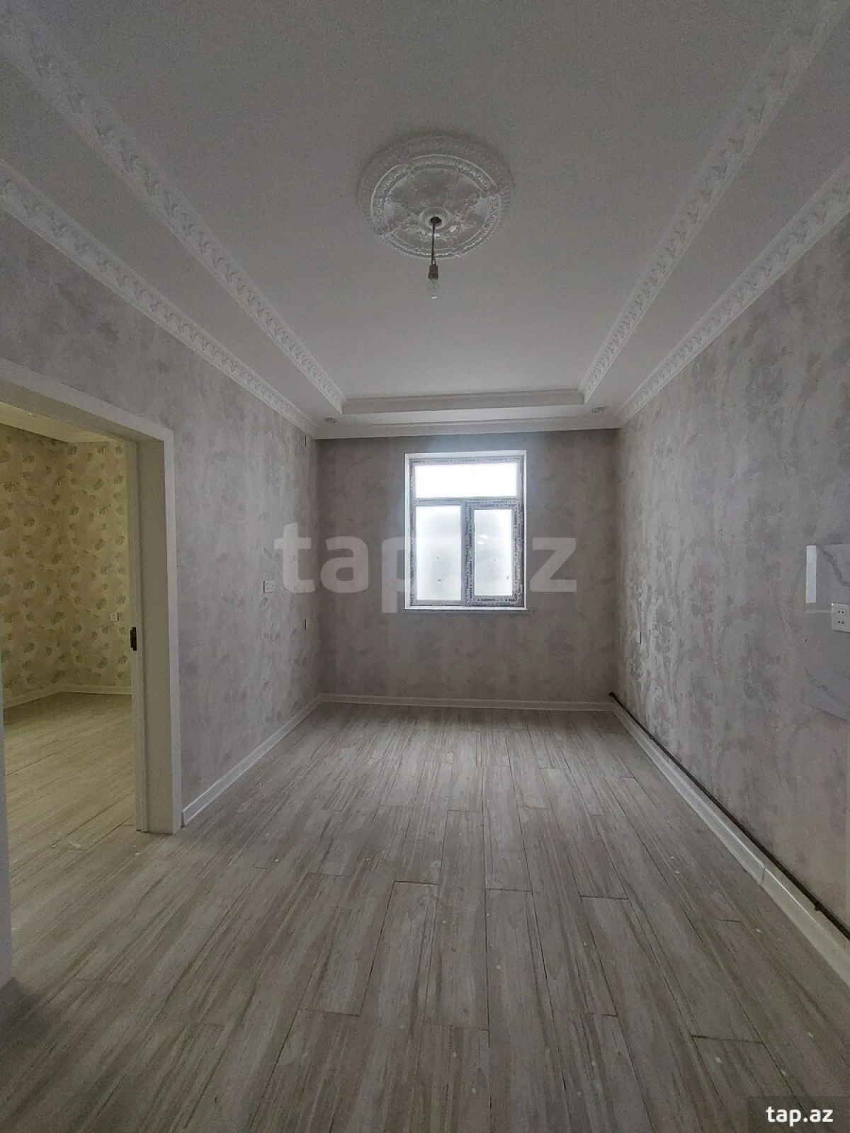Satılır 3 otaqlı yeni tikili 60 m²