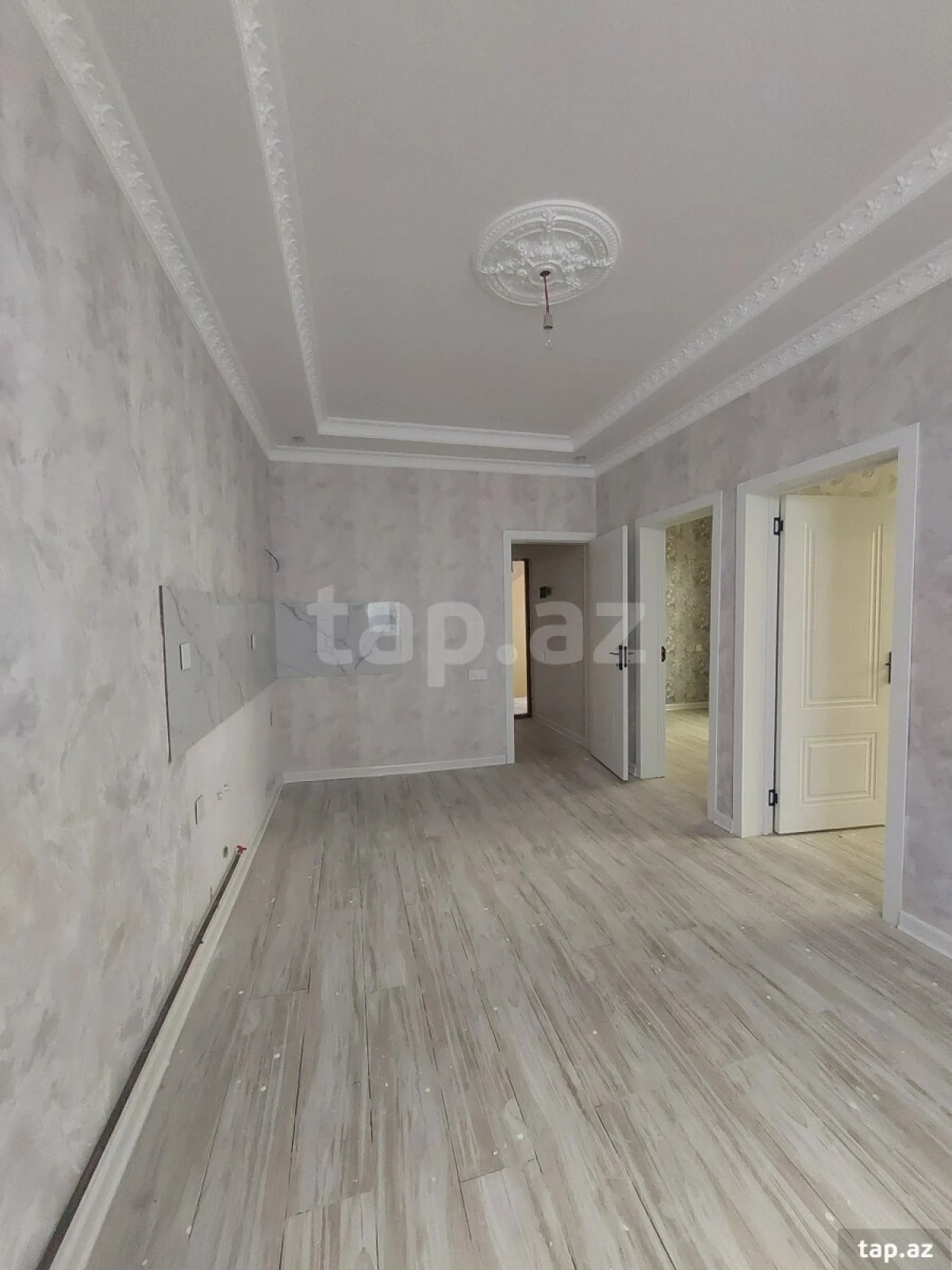 Satılır 3 otaqlı yeni tikili 60 m²