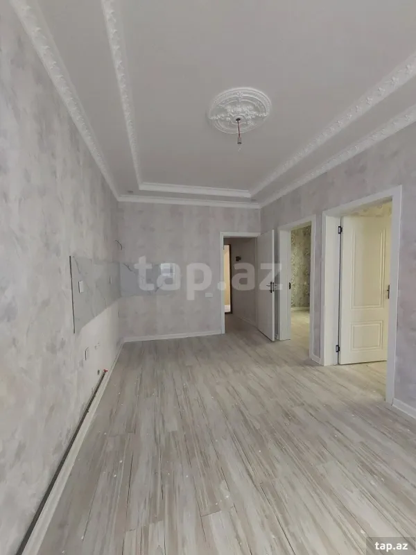 Satılır 3 otaqlı yeni tikili 60 m²