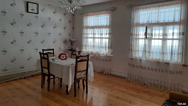 Satılır 5 otaqlı həyət evi 150 m² — Gəncə 5 otaq 150.00 m²