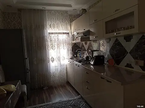 Kirayə verilir 3 otaqlı həyət evi