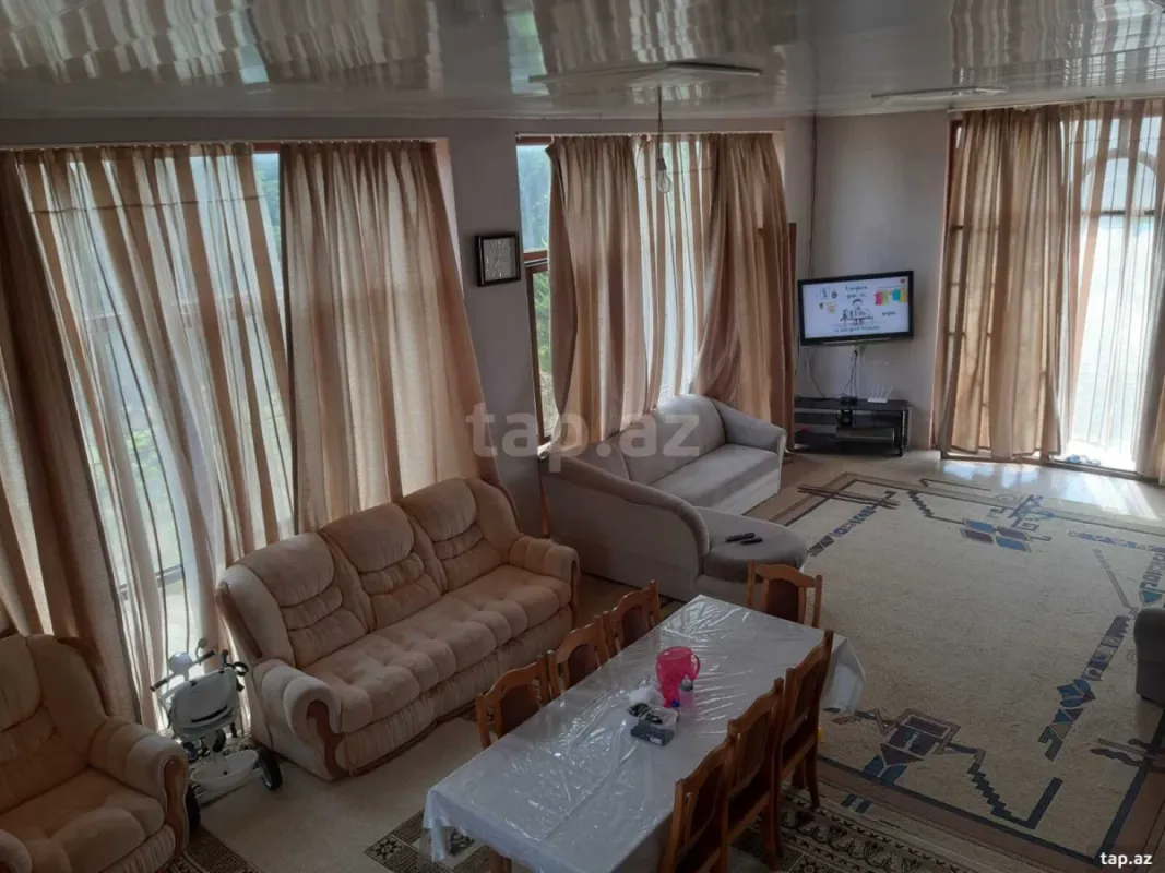 Satılır 3 otaqlı həyət evi