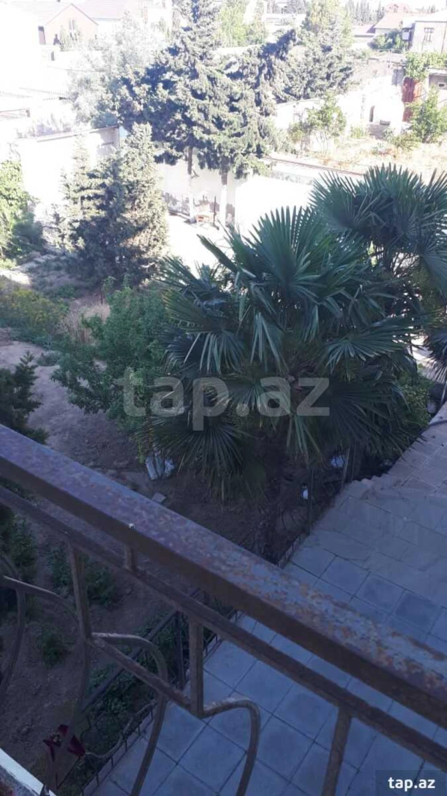 Satılır 6 otaqlı həyət evi 500 m²