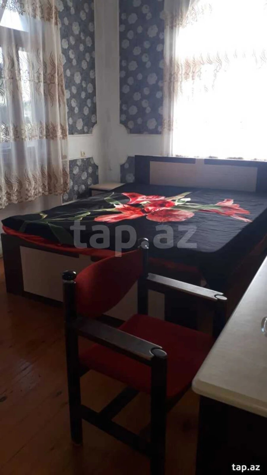 Satılır 6 otaqlı həyət evi 500 m²