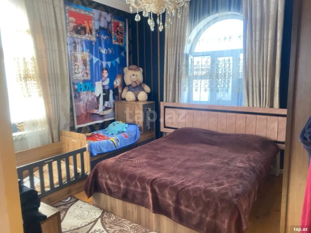 Satılır 5 otaqlı həyət evi