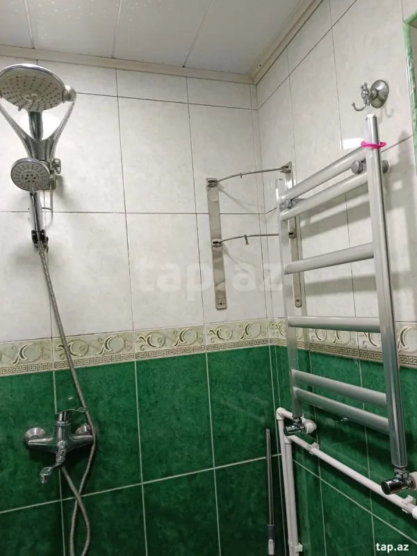 Kirayə verilir 3 otaqlı mənzil 48 m²