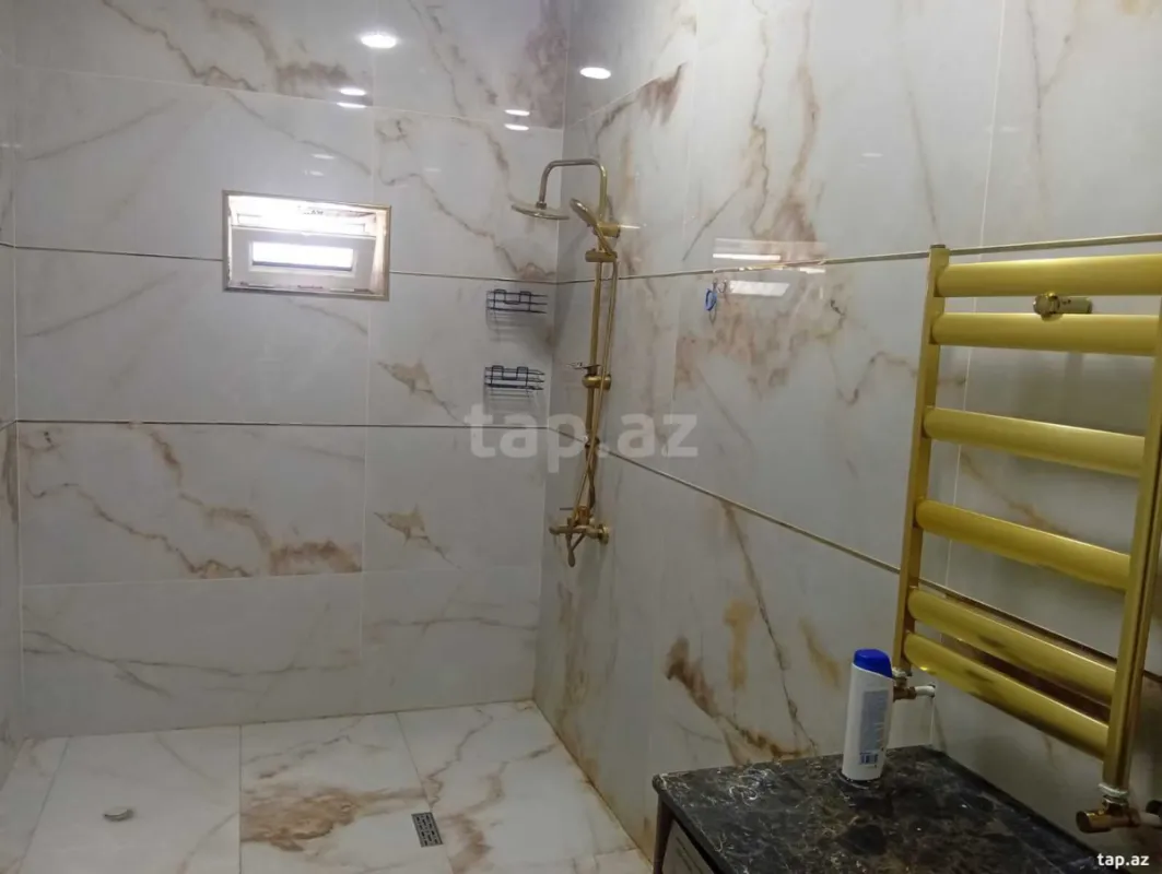 Kirayə verilir 4 otaqlı həyət evi